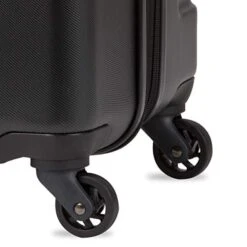 SWISSGEAR 7366 Hardside Expandable Luggage With Spinner Wheels (Medium Checked, Black) -Samsonite Shop 41BFjHOWpsL