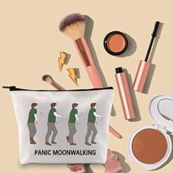 TOBGBE New Girl TV Show Inspired Gift Nick Miller Novelty Makeup Bag New Girl TV Show Fans Gift New Girl Merchandise Panic Moonwalk (Panic Moonwalk) -Samsonite Shop 519m65jojSL