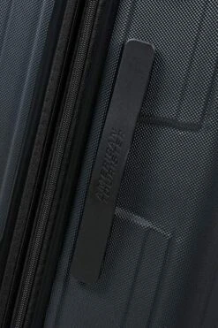 American Tourister Unisex_Adult Suitcase, Black (Dark Slate), M (67 Cm - 82 L) 13 American Tourister Unisex_Adult Suitcase, Black (Dark Slate), M (67 Cm - 82 L) -Samsonite Shop 51UUHcEaNtL 387efdcd c8bd 42cc ba7d 1b543b6c1d5e