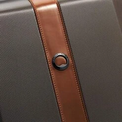 DELSEY Paris 40314880506 First Class Expandable Luggage With Spinner Wheels, Chocolate, Carry-On 21-Inch -Samsonite Shop 61OAd1S8MuL